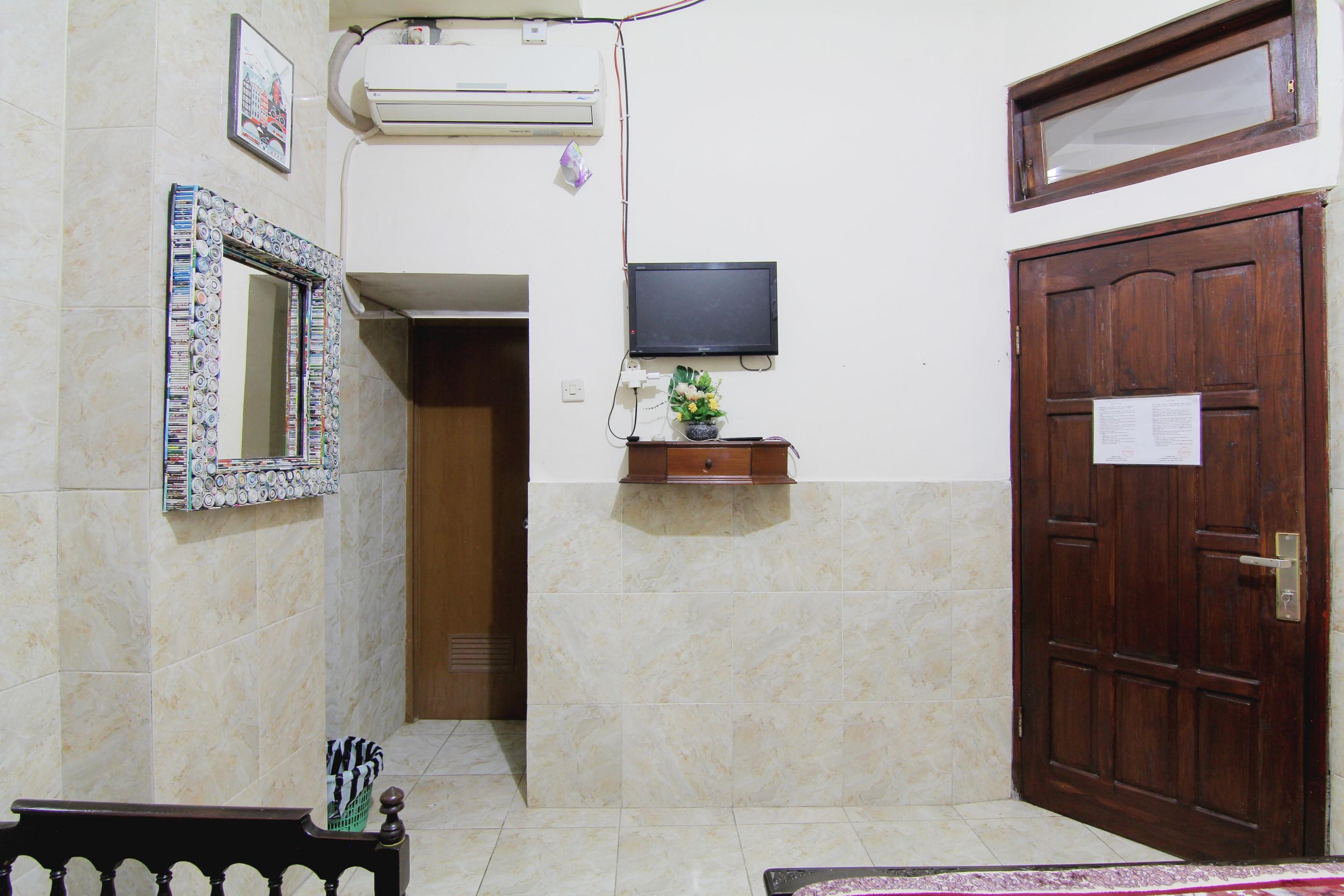 Wanderlust Homestay Yogyakarta Exterior photo